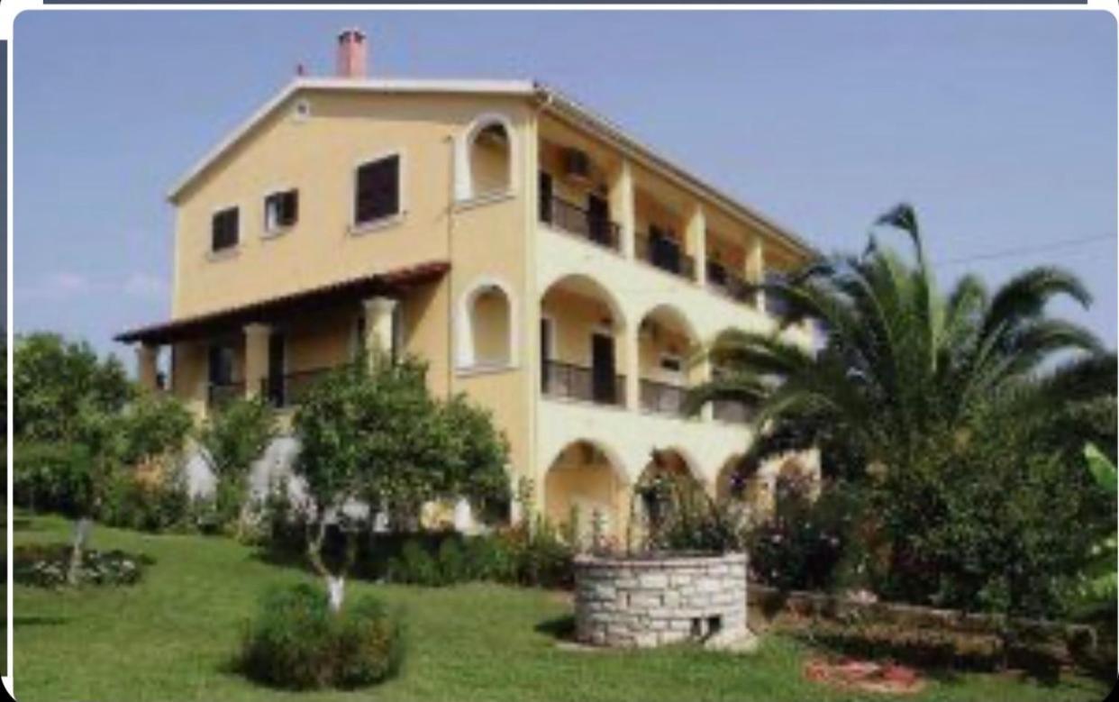 Nikoleta'S Corfu Apartments Gouviá Eksteriør bilde