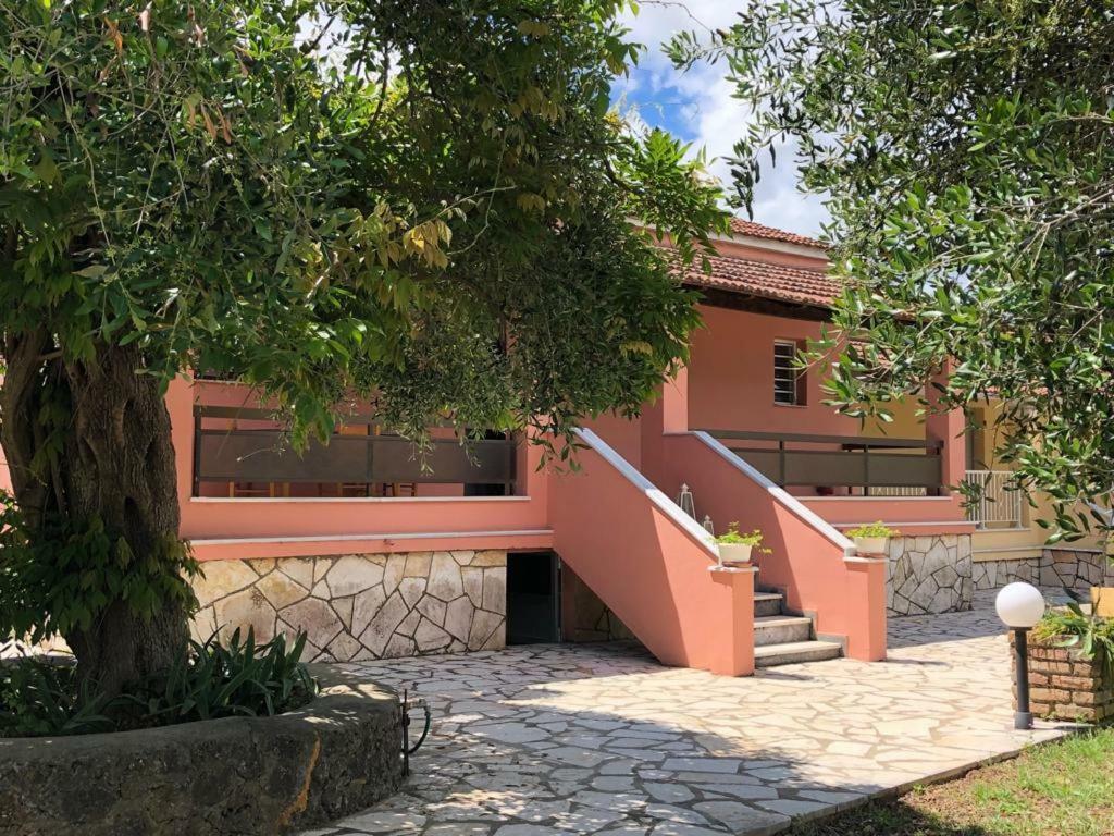 Nikoleta'S Corfu Apartments Gouviá Eksteriør bilde