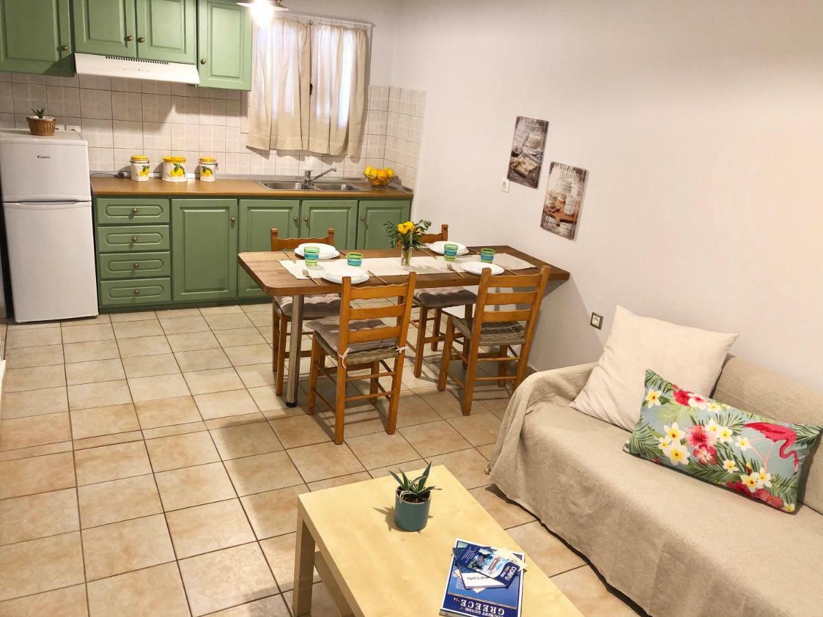 Nikoleta'S Corfu Apartments Gouviá Eksteriør bilde